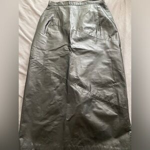 Elegant Black Leather Skirt